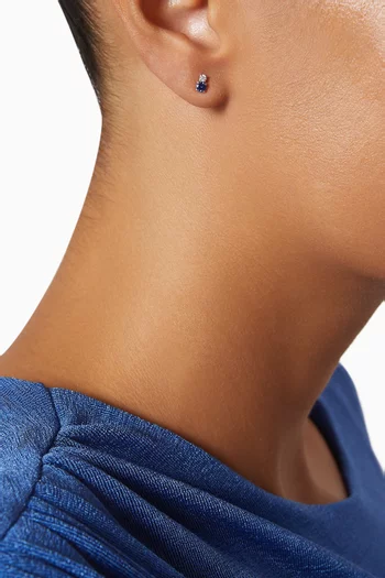 أقراط صغيرة مرصعة بياقوت أزرق ذهب ‏أبيض عيار 18