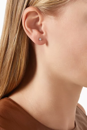 Round Diamond Stud Earrings in 18kt White Gold