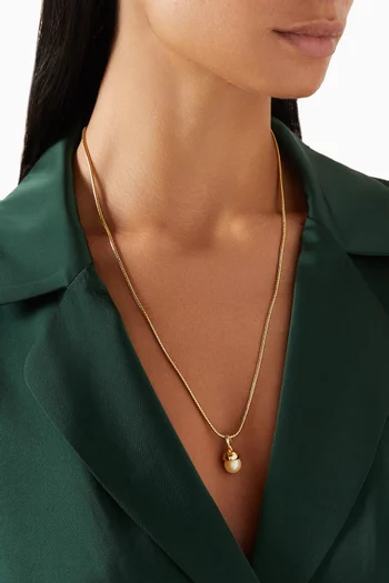 Rediscovered 1990s Faux Pearl Pendant Necklace