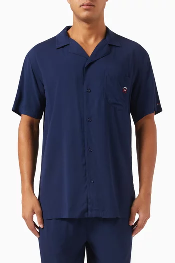 قميص بيجاما للبيت بشعار الماركة فيسكوز