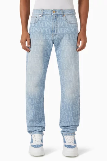 بنطال جينز بشعار الماركة دينم