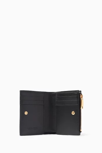 حافظة بطاقات جلد نابا مجدول ثنائية الطي