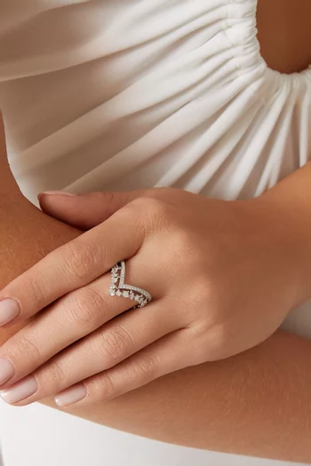 Stella Diamond Ring in 18kt White Gold