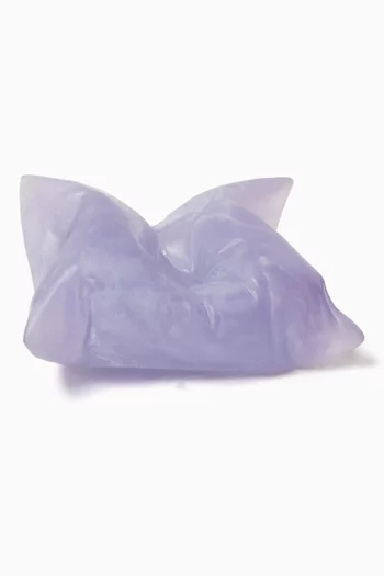 Cushion in Resin