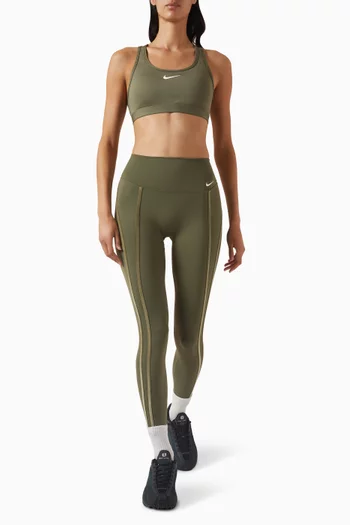 حمالة صدر رياضية بشعار الماركة