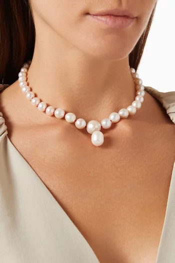 Boujee Pearl Necklace in 14kt Gold