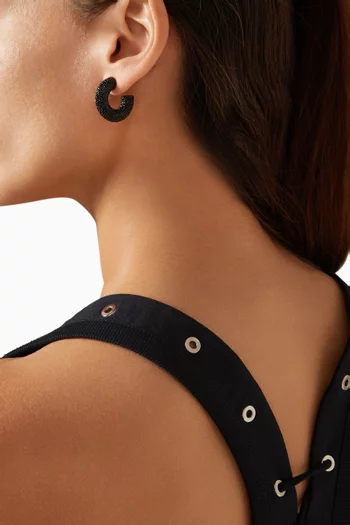 أقراط دائرية كاميرون صغيرة مرصعة بالكريستال