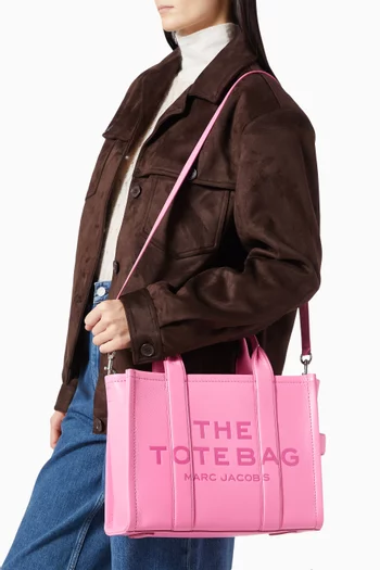The Medium Tote Bag in Leather