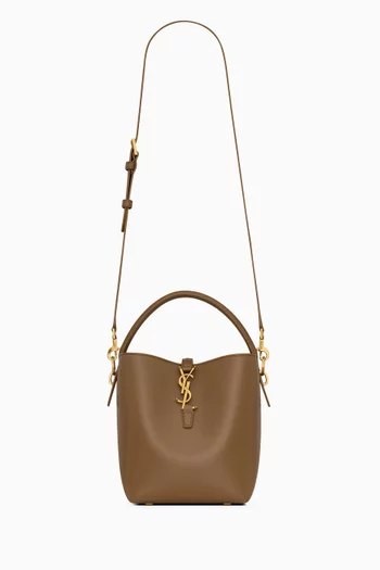 Small Le 37 Bucket Bag in Shiny Leather