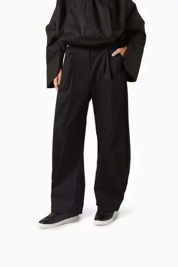 سنيكرز كيتون بسحاب جلد صناعي