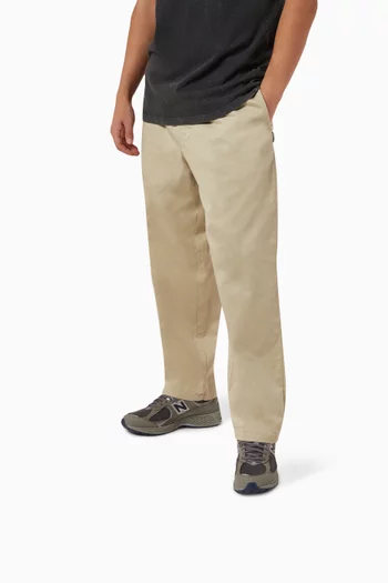 سنيكرز 2002R أسفل الكاحل شمواه وقماش شبكي