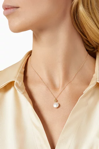 Kiku Pearl Coin Dangle Necklace in 18kt Gold