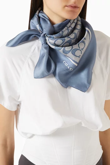 وشاح مربع بنقشة شعار الماركة حرير