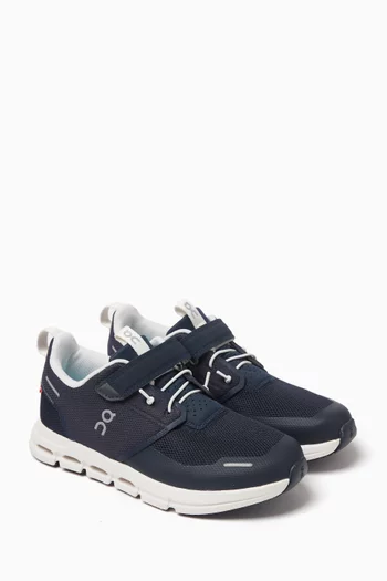 سنيكرز كلاود بلاي قماش شبكي