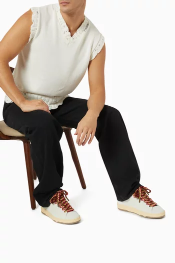 Curb Lite Low-top Sneakers in Suede