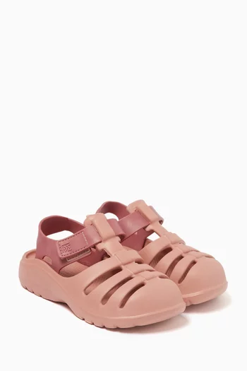 Beau Sandals in Rubber