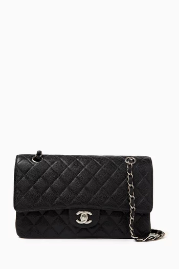 Classic Chanel Flap Bag in Caviar Leather