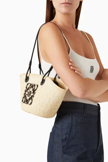 Small Anagram Basket Bag in Iraca Palm