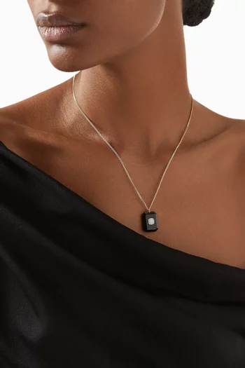 Anton N°2 Onyx Necklace in 9kt Yellow Gold