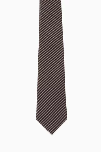 ربطة عنق بنقشة خطوط هندسية دقيقة حرير