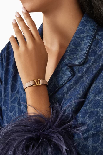 Valentino Garavani VLOGO Signature Bracelet in Calfskin