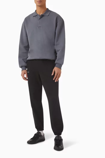 سويت شيرت بياقة قطن عضوي من مجموعة دي ان ايه