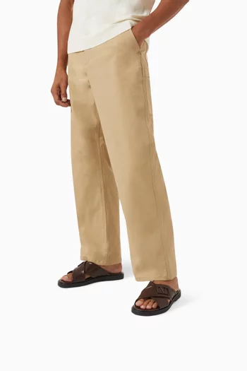 حذاء مفتوح فالنتينو غارافاني بسيور متقاطعة جلد