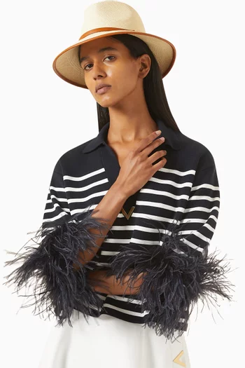 قبعة فيدورا فالنتينو غارافاني ذا بولد ايديشن بشعار حرف V قش