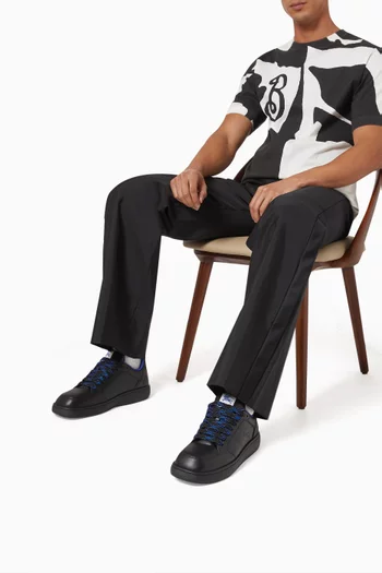 Stock Sneakers in Leather