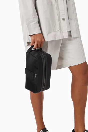 حقيبة مستحضرات العناية الشخصية بروكلين نايلون معاد تدويره