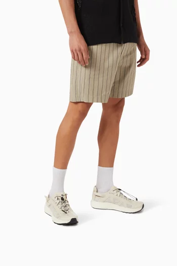 سنيكرز تكنسونيك أسفل الكاحل قماش شبكي ومطاط