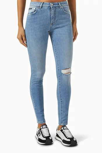 Distressed Skinny Jeans in Denim