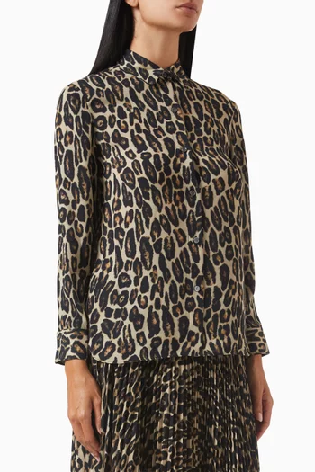 قميص بنقشة جلد الفهد بوليستر معاد تدويره