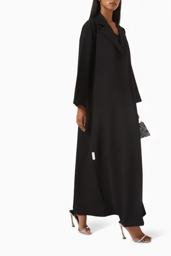 عباية كلاسيكية بأكمام طويلة