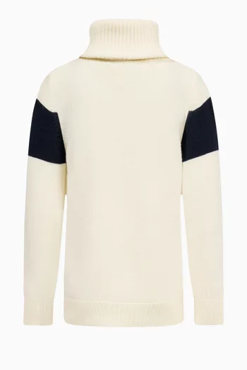 سترة بياقة عالية للتزلج على الجليد