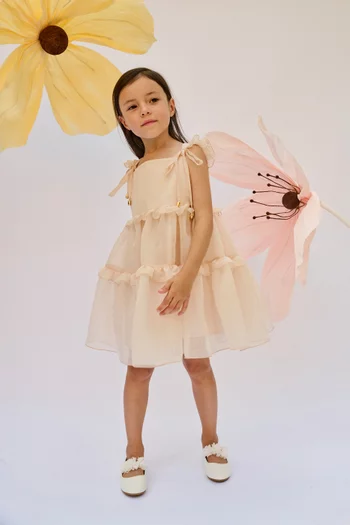 فستان واسع بكشكش