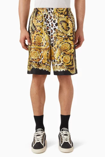 شورت بنقشة باروكية وحيوانات برية حرير