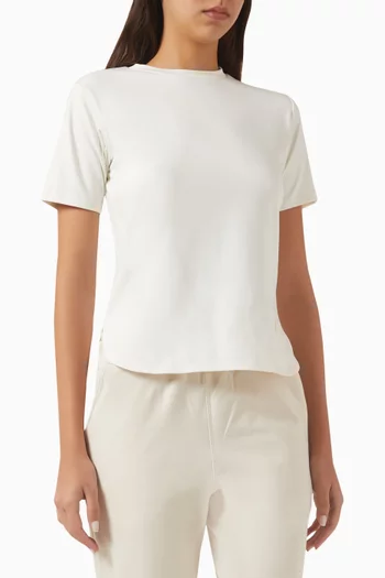 Curved-hem T-shirt in Recycled Softskin100©