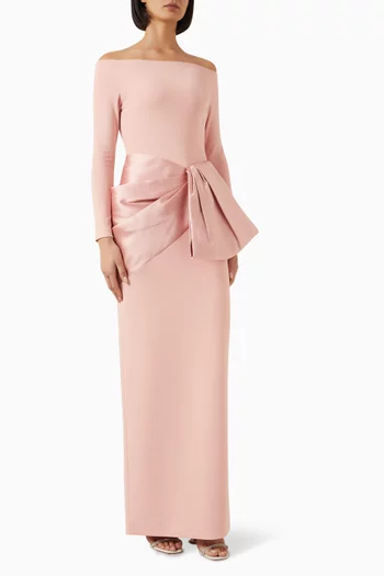 فستان سهرة كوري بأكتاف مكشوفة