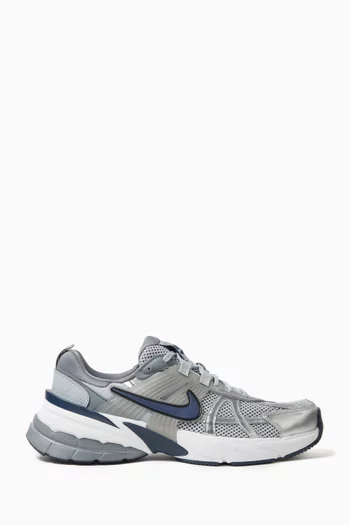 V2K Run Sneakers in Mesh