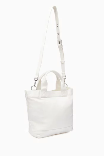 حقيبة يد متوسطة الحجم بشعار الماركة قطن