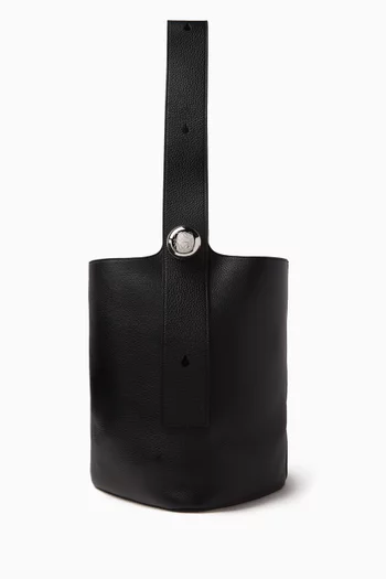 Large Pebble Bucket Bag in Leather