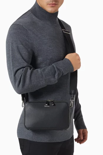 Sleek Camera Bag in Faux Leather
