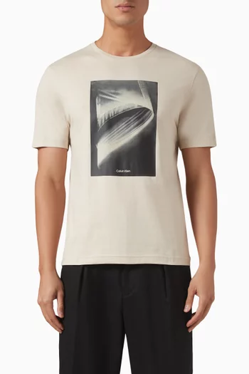 Faded Light Graphic T-shirt in Cotton