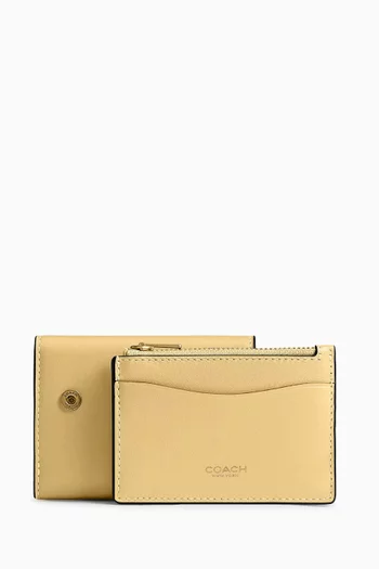 حافظة بطاقات اسينشيال جلد