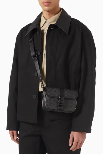 حقيبة كروس ليج 19 بشعار الماركة الشهير قنب