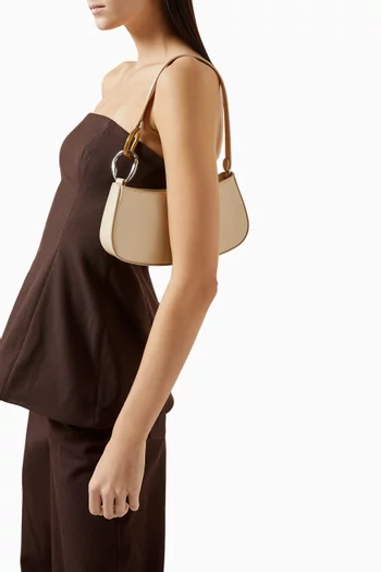Ollie Shoulder Bag in Leather