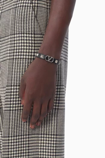 VLogo Rockstud Bracelet in Leather