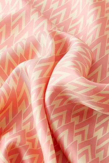 Toute la V Scarf in Silk