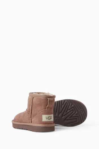 Classic II Mini Boots in Suede